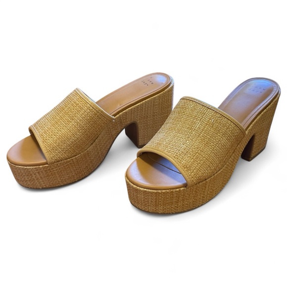 A New Day Tan Platform Sandals - Picture 2 of 7